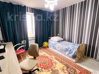 4-комнатная квартира · 91 м² · 5/5 этаж, Муратбаева 28 за 25 млн 〒 в Талдыкоргане, мкр военный городок Жулдыз