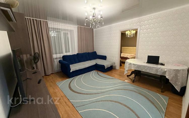 3-комнатная квартира · 60 м² · 1/5 этаж, Космонтавтов за 18.5 млн ₸ в Караганде, Казыбек би р-н — фото 6