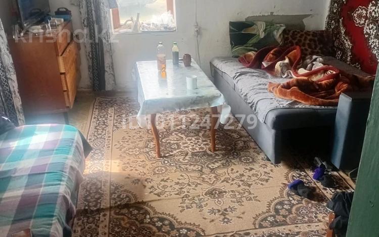 Отдельный дом · 3 комнаты · 40 м² · 20 сот., Абая 78 за 5 млн ₸ в Лисаковске — фото 2