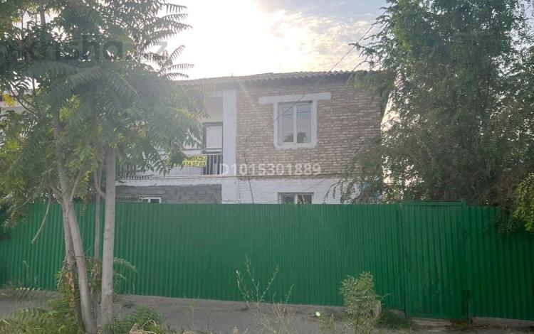 Отдельный дом · 8 комнат · 120 м² · 10 сот., Абая 19/1 за 28.5 млн ₸ в Шардара — фото 2
