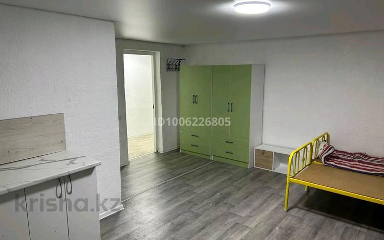 1-комнатная квартира · 35 м² · 1/2 этаж, мкр Тастак-2, Караоткел — Напротив Сайрана по Толе би за 160 000 〒 в Алматы, Алмалинский р-н — фото 2