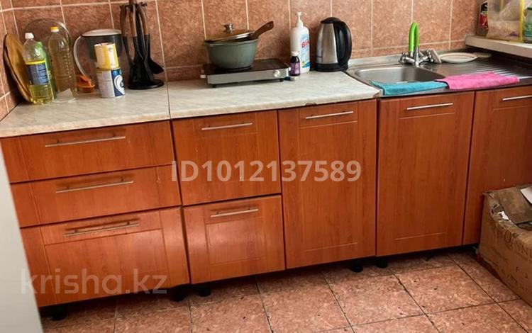 2-бөлмелі пәтер · 47 м² · 4/5 қабат, 7мкр 4 — Магазин обувь, бағасы: 8.5 млн ₸ в Темиртау — фото 3