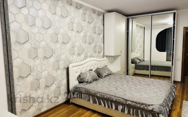 3-бөлмелі пәтер · 130 м² · 18/25 қабат, мкр 11 112г — Абулхаир хана, бағасы: 350 000 ₸ в Актобе — фото 33
