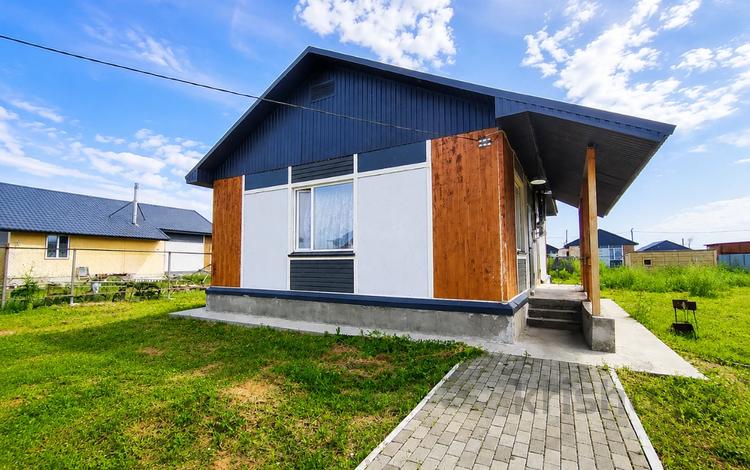 Отдельный дом · 3 комнаты · 80.9 м² · 9 сот., Бiрлiк 7 за 18 млн ₸ в Петропавловске — фото 3