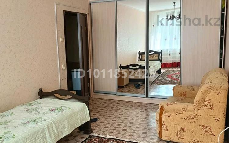 1-бөлмелі пәтер · 30 м² · 2/5 қабат, 4 мкр 5, бағасы: 12.7 млн ₸ в Аксае — фото 2