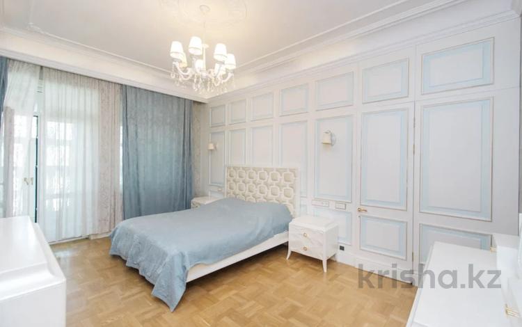 3-комнатная квартира · 160 м² · 4/6 этаж, ШарльдеГоля 7 за 210 млн ₸ в Астане, Алматы р-н — фото 12