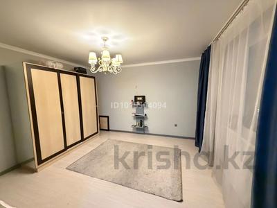 1-комнатная квартира · 34.4 м² · 8/10 этаж, мкр Аксай-1 1а за 25 млн ₸ в Алматы, Ауэзовский р-н