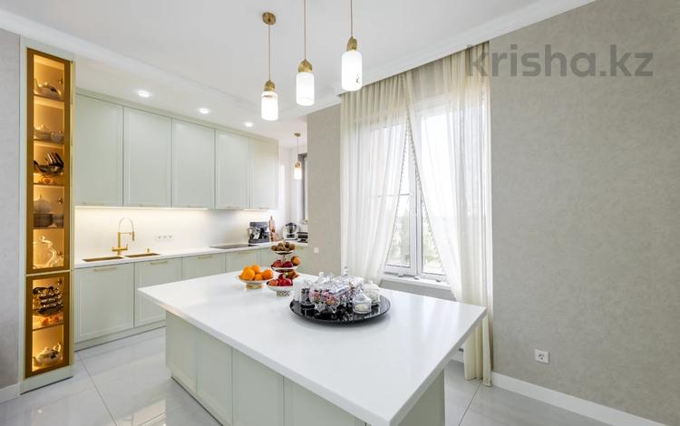 5-комнатная квартира · 150 м² · 3/8 этаж, Анатолий Храпатый 21/2 — + 2 паркоместа и большая кладовка 10 м2 за 200 млн ₸ в Астане — фото 45