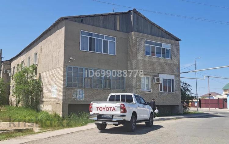 3-комнатная квартира · 62.4 м² · 1/2 этаж, мкр Лесхоз, Кубаш Медеубаев 49 за 15 млн ₸ в Атырау — фото 2