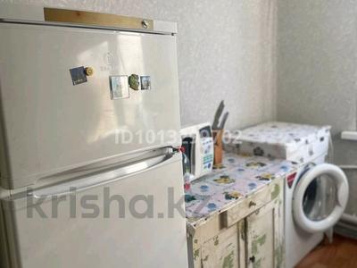 1-бөлмелі пәтер · 32 м² · 2/5 қабат, Момышулы — Чернышевского, бағасы: 85 000 ₸ в Темиртау