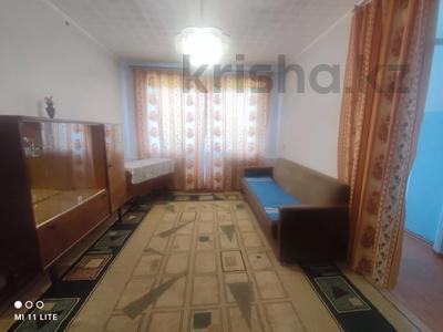 3-комнатная квартира · 59 м² · 5/5 этаж, пр. Момышулы за 7.3 млн 〒 в Темиртау
