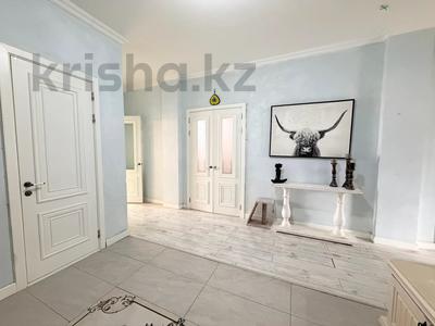 3-комнатная квартира · 131 м² · 3/9 этаж, Ракымжан Кошкарбаев 28 за 53 млн 〒 в Астане, Сарайшык р-н
