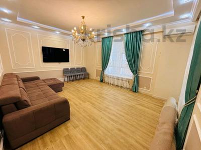 Аренда квартир в Астане: 3-комнатная квартира · 100 м² · 5/14 этаж, Кабанбай батыра 9/4 — Кабанбай батыр-Сарайшык за 700 000 〒 3-комнатная квартира · 100 м² · 5/14 этаж, Кабанбай батыра 9/4 — Кабанбай батыр-Сарайшык за 700 000 〒 в Астане, Нура р-н