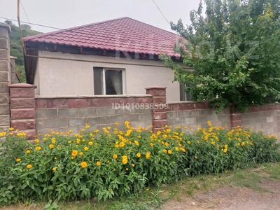 Саяжай · 8 бөлме · 160 м² · 10 сот., С. Туздыбастау, Самал 2 260 — С. Туздыбастау микрорайон самал 2, бағасы: 48 млн ₸ в Туздыбастау (Калинино)