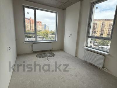 2-бөлмелі пәтер · 61.3 м² · 4/17 қабат, Кенесары 54, бағасы: 45 млн ₸ в Астане, р-н Байконур