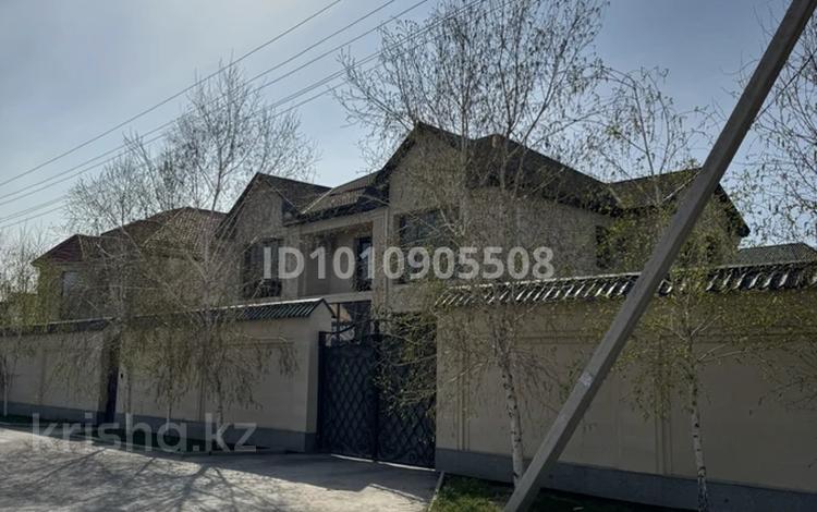 Отдельный дом · 8 комнат · 344.6 м² · 11 сот., Рахмет Жолаева 31 за 300 млн ₸ в Таразе — фото 2