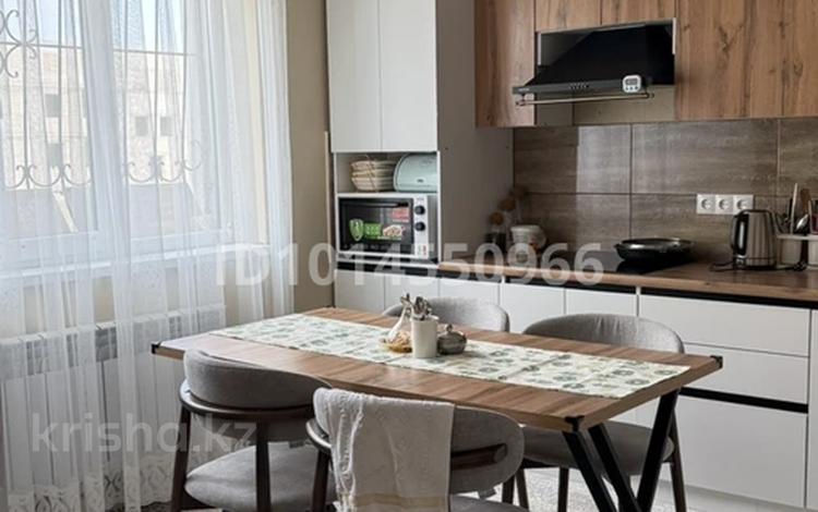 1-комнатная квартира · 44 м² · 1/7 этаж, 32В мкр 68 за 15 млн ₸ в Актау — фото 2