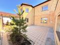 Отдельный дом · 6 комнат · 250 м² · 10 сот., мкр Кунгей , Мкр Кунгей Жакана Смакова 7 — Возле Нефедовского поворота за 100 млн ₸ в Караганде, Казыбек би р-н