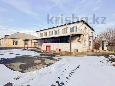 Офисы, склады, бани, гостиницы и зоны отдыха, развлечения · 8000 м² за 1.1 млрд 〒 в Кордае