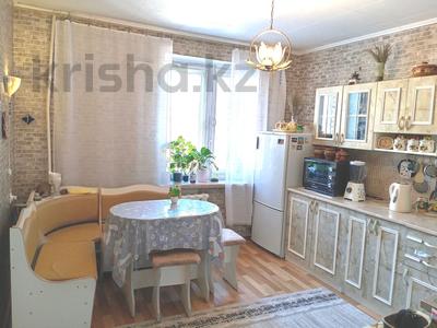 2-бөлмелі пәтер · 43.4 м² · 5/9 қабат, Проспект Абая 14 — Абая-Михаэлиса, бағасы: 13.8 млн ₸ в Усть-Каменогорске, Ульбинский