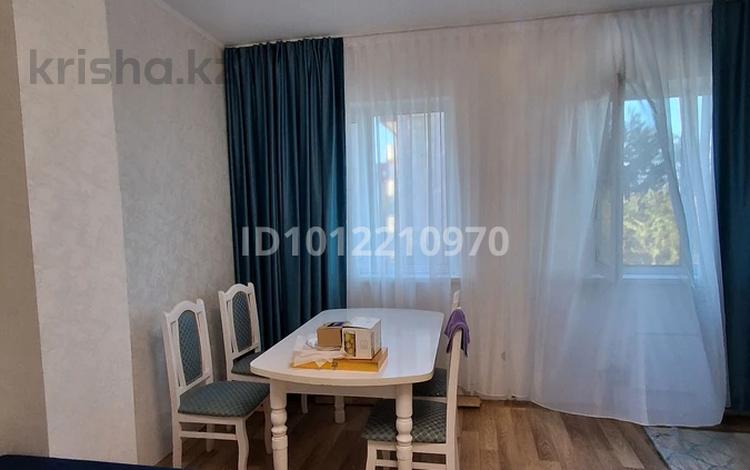 1-бөлмелі пәтер · 40 м² · 3/5 қабат, Мкр. Кокжиек 37А, бағасы: 150 000 ₸ в Алматы, Жетысуский р-н — фото 2