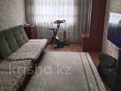 3-комнатная квартира · 50 м² · 2/2 этаж, Тауельсиздик 64 за 15.9 млн ₸ в 