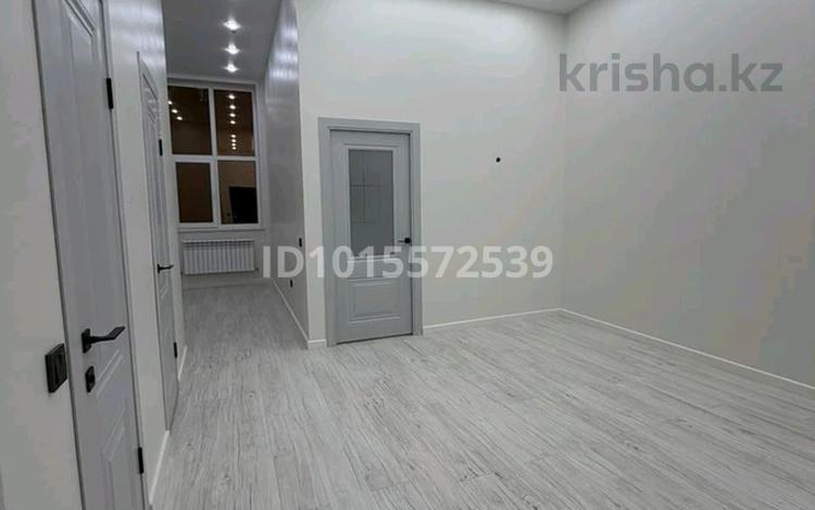 1-бөлмелі пәтер · 40.5 м² · 2/12 қабат, 17-ш/а. 114, бағасы: 17 млн ₸ в Актау, 17-й мкр — фото 2