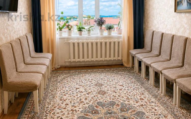 3-бөлмелі пәтер · 65.2 м² · 5/9 қабат, Строитель ш/а. — Цент, бағасы: 21.9 млн ₸ в Уральске, мкр Строитель — фото 2