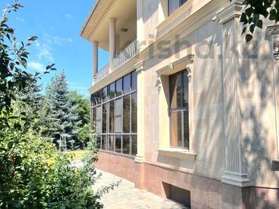 Отдельный дом · 7 комнат · 260 м² · 33 сот., Василия Шукшина 85 за 1.5 млрд ₸ в Алматы, Медеуский р-н
