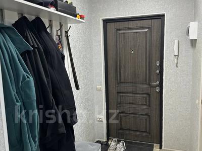 2-бөлмелі пәтер · 52 м² · 9/10 қабат, Ақсай-5 ш/а., Мкр Аксай, Б. Момышулы 25, бағасы: 36.8 млн ₸ в Алматы, Ауэзовский р-н