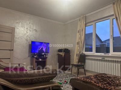 Продажа домов и дачи в Алматинской обл.: Дача · 2 комнаты · 70 м² · 6 сот., 5-линия 574 — Магазин Алия за 20 млн 〒 Дача · 2 комнаты · 70 м² · 6 сот., 5-линия 574 — Магазин Алия за 20 млн 〒 в Комсомоле