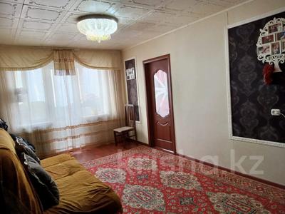 3-комнатная квартира, 64 м², 3/5 этаж, Алиханова за 23 млн 〒 в Караганде, Казыбек би р-н