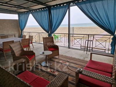 Дом · 6 комнат · 310 м², Теплый пляж за 130 000 〒 в Актау