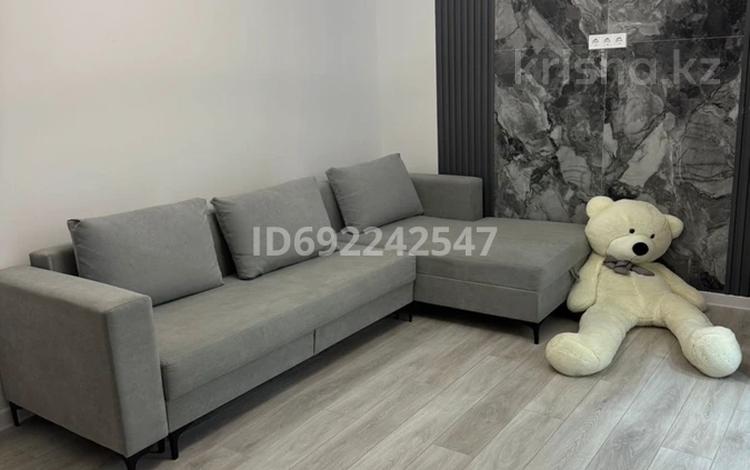 1-комнатная квартира · 42 м² · 2/12 этаж, Омарова 2/1 — И. Омарова за 230 000 ₸ в Астане, Есильский р-н — фото 7