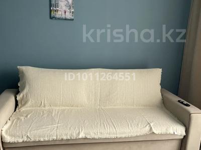 2-бөлмелі пәтер · 50 м² · 9/9 қабат, Ушкемпирова 44, бағасы: 25 000 ₸ в Алматы, Бостандыкский р-н