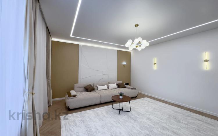 3-комнатная квартира · 104.2 м² · 5/9 этаж, Е 900 6 за 112 млн ₸ в Астане, Нура р-н — фото 2