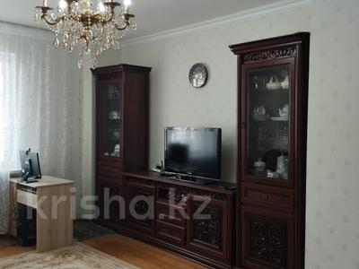 3-комнатная квартира, 90 м², 3/17 этаж, Куйши Дина за 38.4 млн 〒 в Астане, Алматы р-н