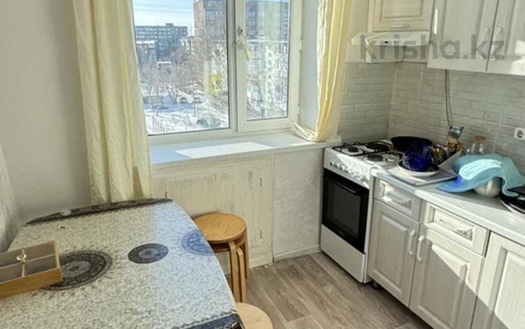 3-бөлмелі пәтер · 64 м² · 5/5 қабат, мкр Юго-Восток, Язева 11, бағасы: 19.9 млн ₸ в Караганде, Казыбек би р-н — фото 2