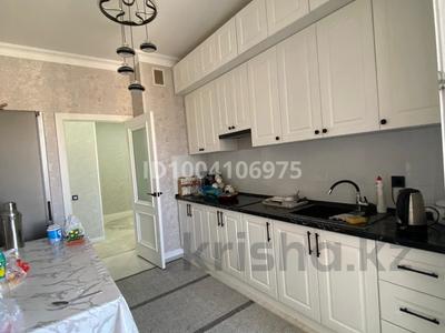 Аренда квартир в Туркестанской обл.: 2-комнатная квартира · 74 м² · 12/12 этаж, Акимат напротив за 200 000 〒 2-комнатная квартира · 74 м² · 12/12 этаж, Акимат напротив за 200 000 〒 в Туркестане