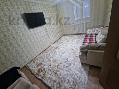 2-комнатная квартира, 60 м², 3/5 этаж помесячно, Жансугурова за 130 000 〒 в Талдыкоргане