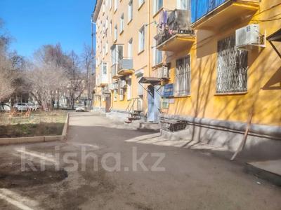 Продажа квартир в Восточно-Казахстанской обл.: 2-комнатная квартира · 57 м² · 5/5 этаж, Ул.Потанина д.17 за 14.5 млн 〒 2-комнатная квартира · 57 м² · 5/5 этаж, Ул.Потанина д.17 за 14.5 млн 〒 в Усть-Каменогорске
