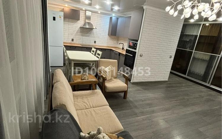 3-бөлмелі пәтер · 70 м² · 7/10 қабат, Казахстан 64 — АДК, бағасы: 400 000 〒 в Усть-Каменогорске, Ульбинский — фото 2