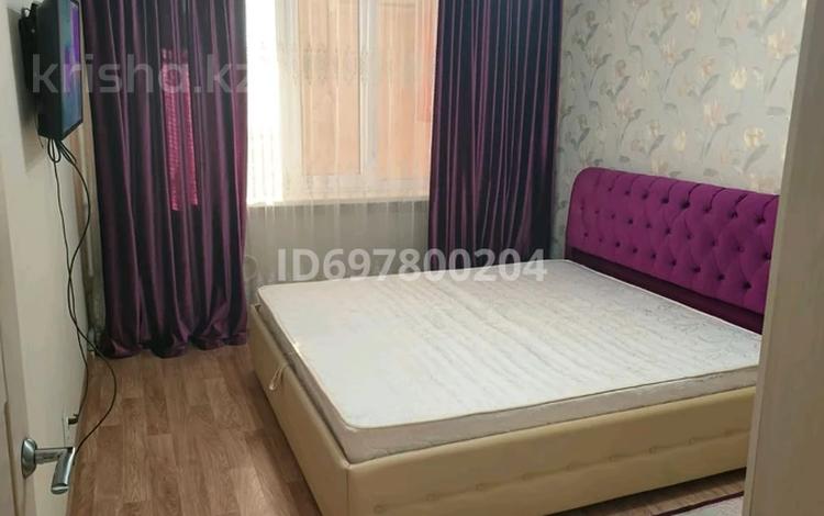 2-комнатная квартира · 56 м² · 2/5 этаж, 12-й мкр 57 — ТРК Актау за 150 000 〒 — фото 2