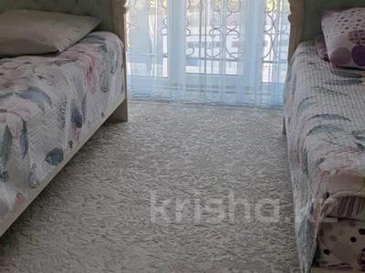 3-бөлмелі пәтер · 90 м² · 6/10 қабат, Куаныша Толеметова 50/6, бағасы: 250 000 〒 в Шымкенте, Абайский р-н