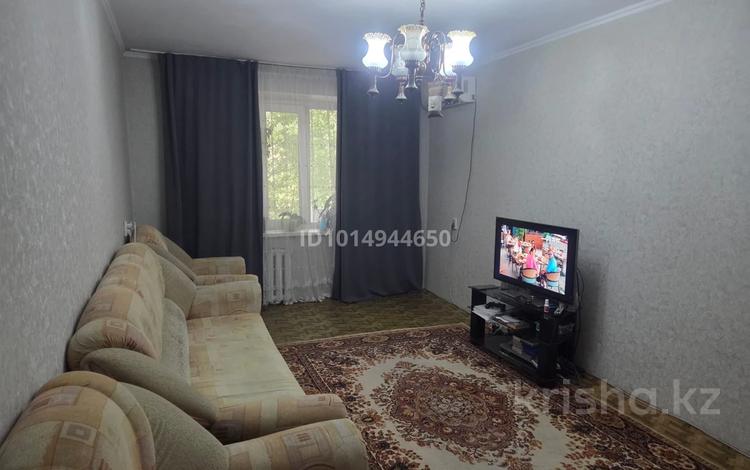 3-комнатная квартира · 63 м² · 2/5 этаж, Жетысу 35 за 29 млн ₸ в Талдыкоргане, мкр Жетысу — фото 2