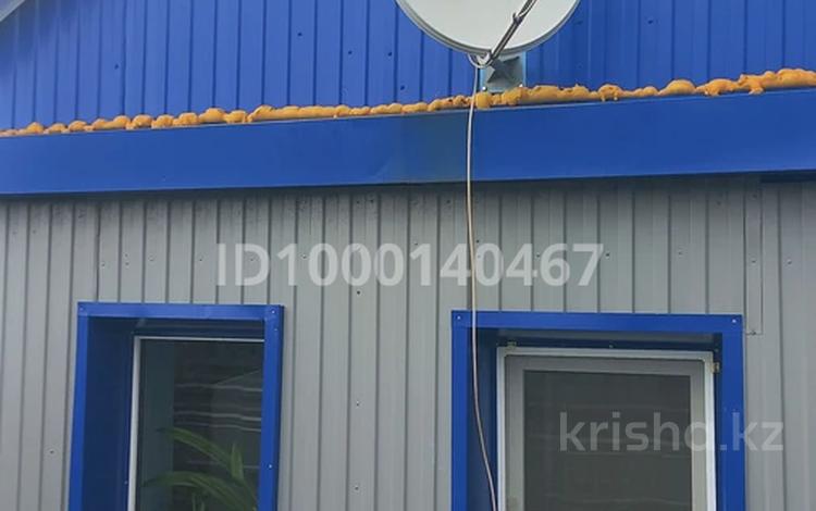 Отдельный дом · 4 комнаты · 70 м² · 5 сот., Цвиллинга 93 — Пересечение с ул Кооперативная за 18 млн ₸ в Аксае — фото 2