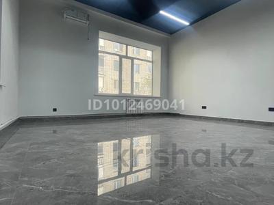 Образование, кабинеты и рабочие места, студии · 250 м² за 2 млн ₸ в Семее