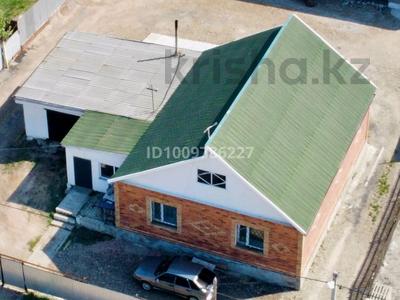 Отдельный дом · 4 комнаты · 100 м² · 12 сот., Курмангазы 34 — Пересечение куница за 70 млн 〒 в Кокшетау