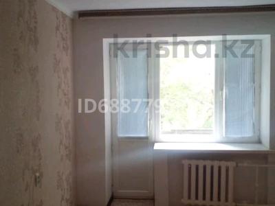 2-бөлмелі пәтер, 50 м², 3/5 қабат, Сейфулина — На против ТД Дина, бағасы: 5 млн 〒 в Алге