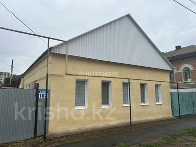 Жеке үй · 3 бөлме · 100 м² · 5 жүзд., 8 марта 103, бағасы: 18 млн ₸ в Уральске